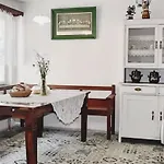 1827 * Skála