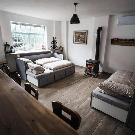 1827 Chalet