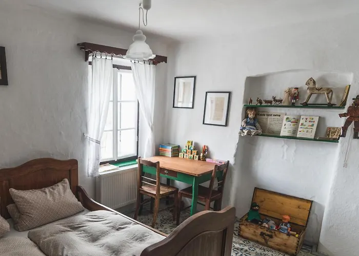 1827 Chalet
