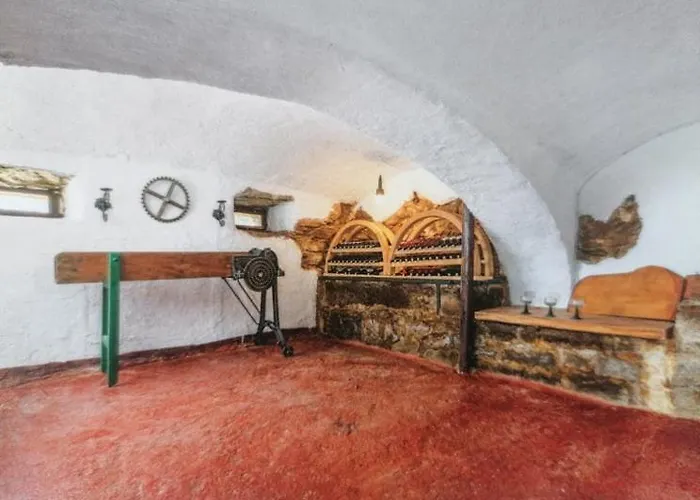 1827 Chalet Skála